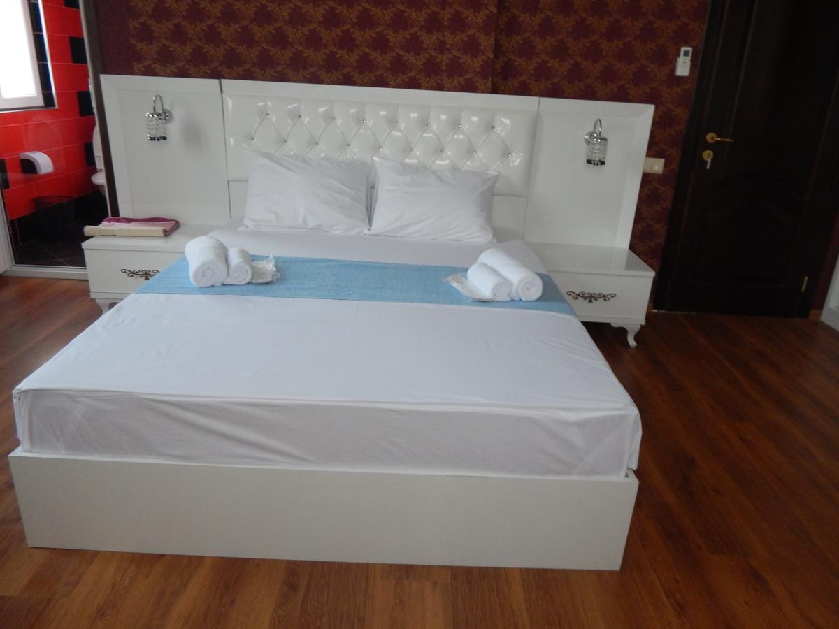 Nani'S Sweet Home Batumi Exterior photo