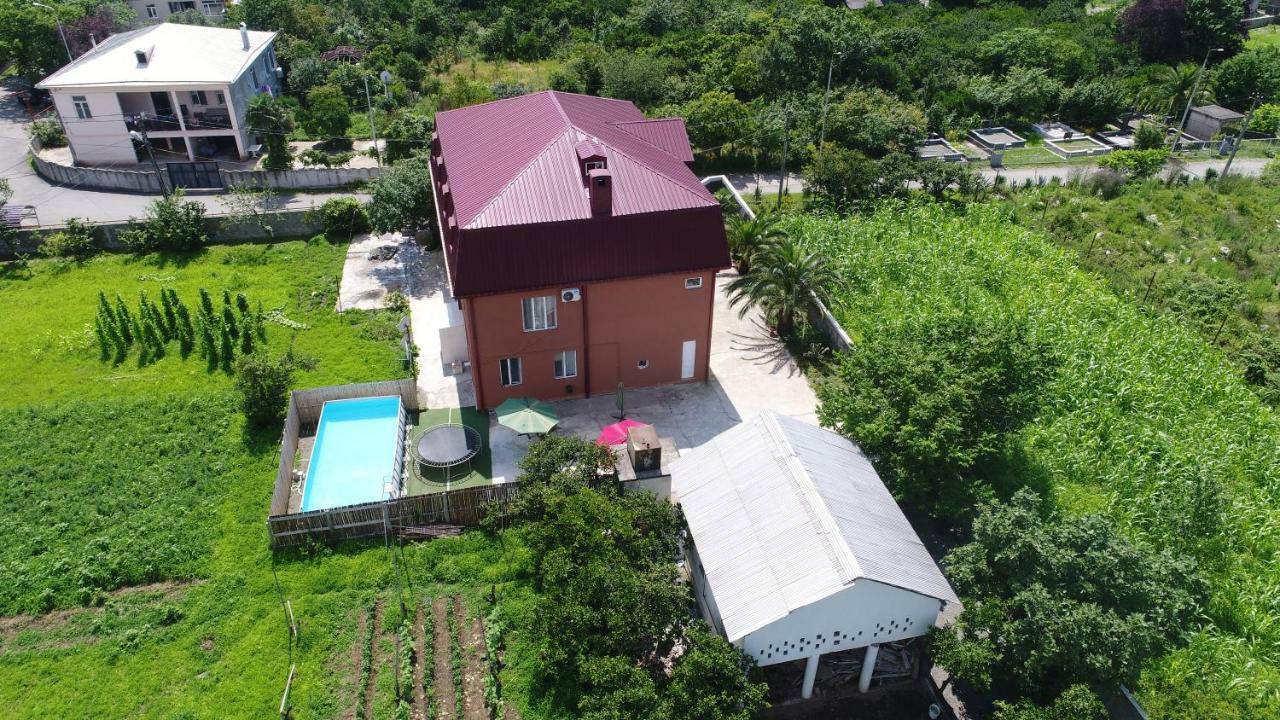 Nani'S Sweet Home Batumi Exterior photo